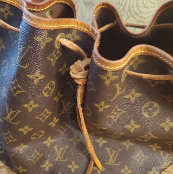 🥀SOLD💐Petite Noe - Picture 2 of 9